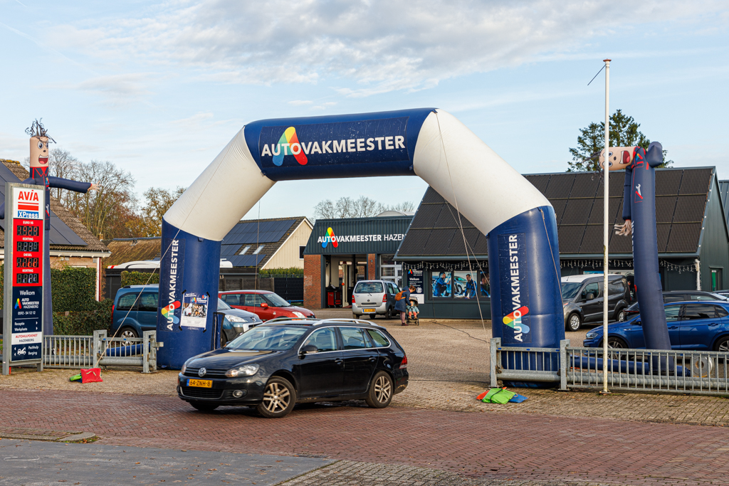 Gezellige viering 55 jaar garage Hazenberg