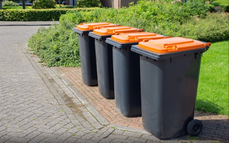 Oranje containers